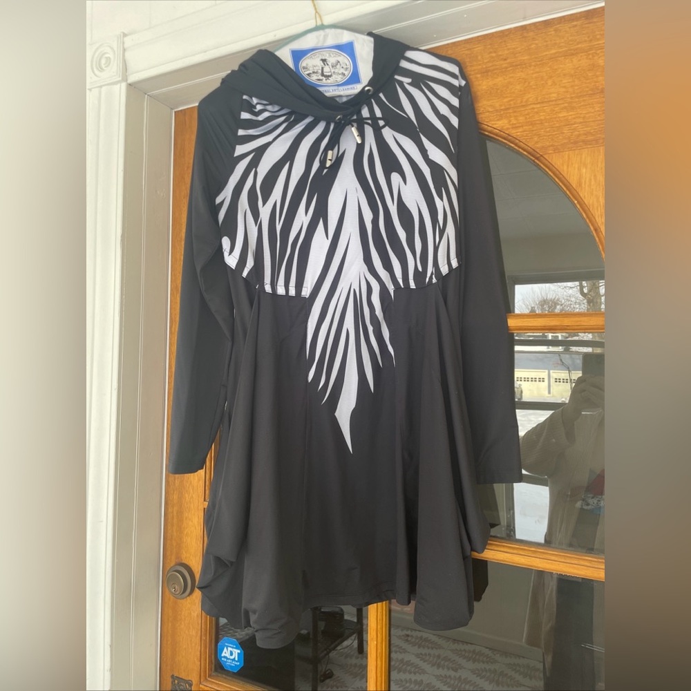 Jamie Sadock Sunsense Women’s Zebra Print Golf Tunic/dress Size Medium